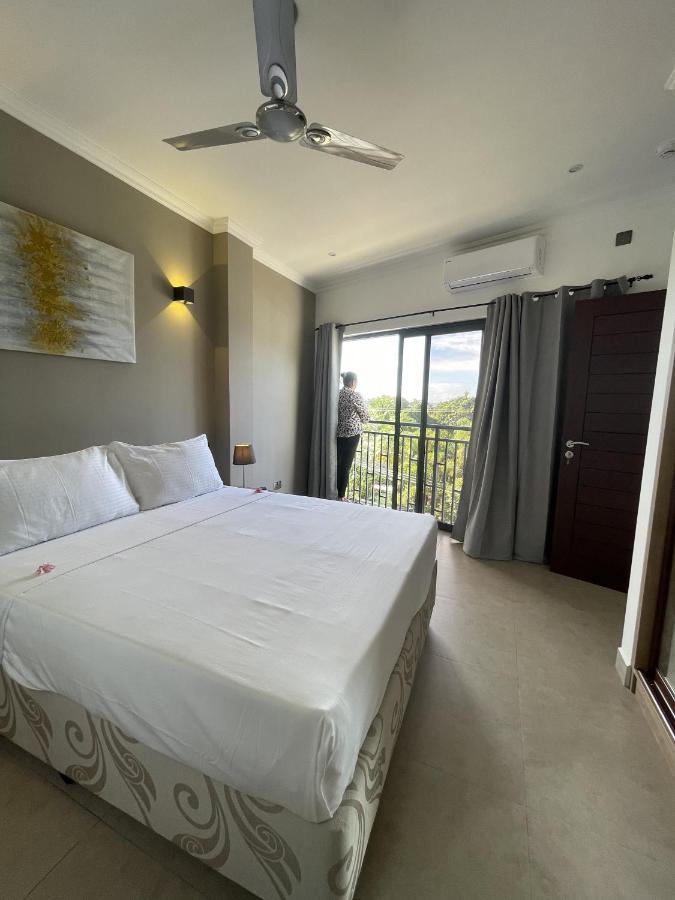 B Holiday Apartments Beau Vallon  Exterior photo