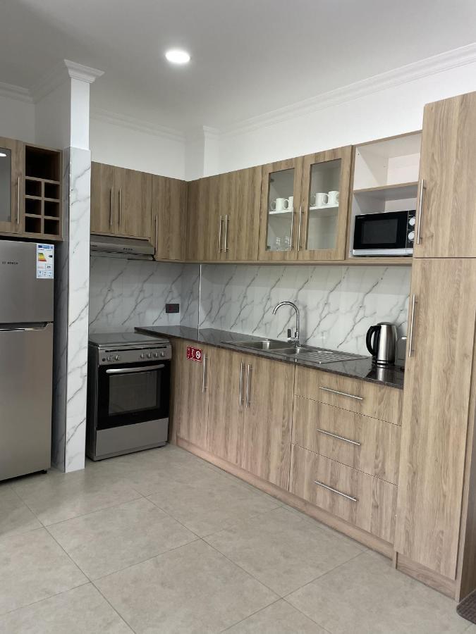 B Holiday Apartments Beau Vallon  Exterior photo