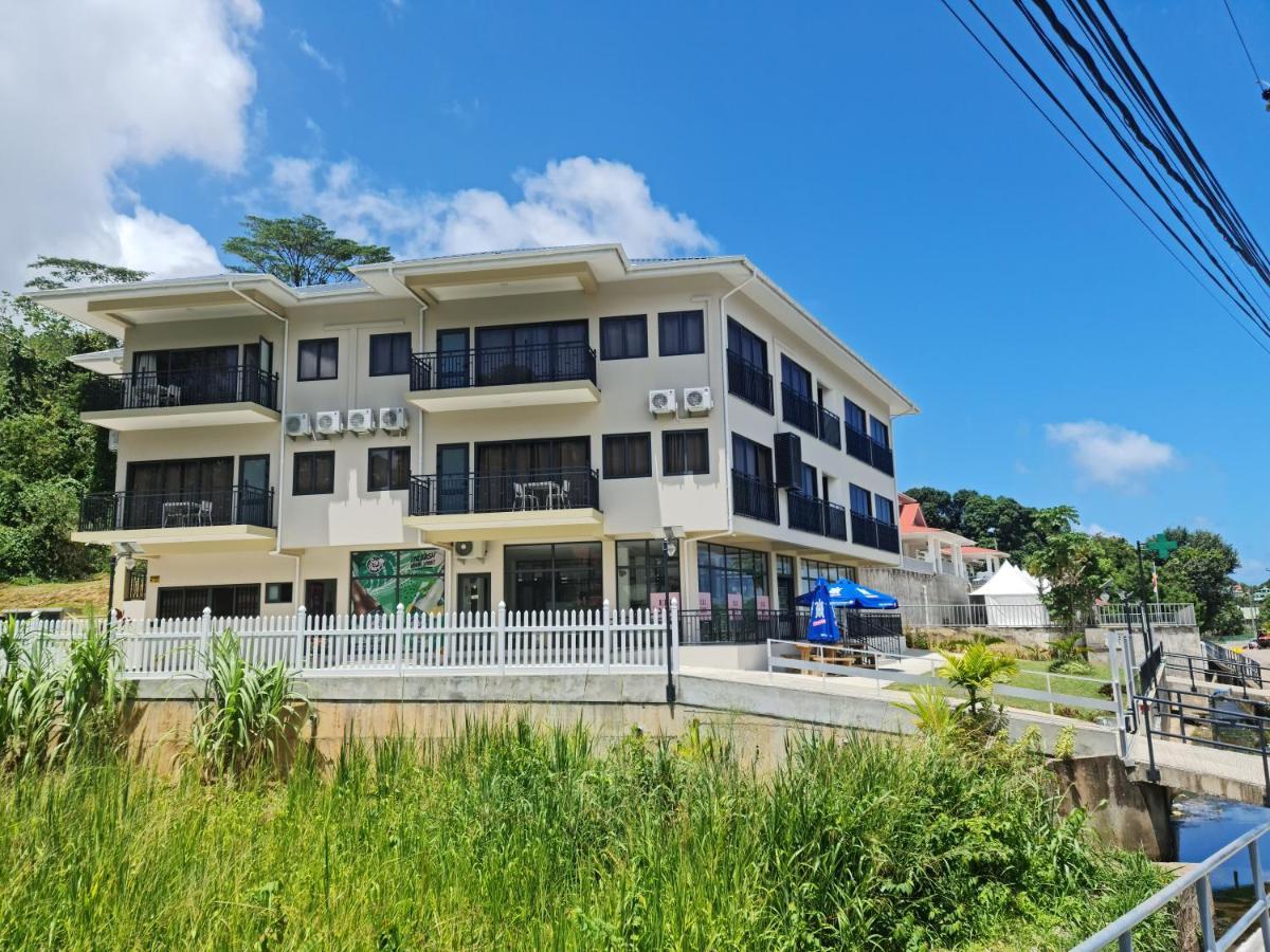 B Holiday Apartments Beau Vallon  Exterior photo
